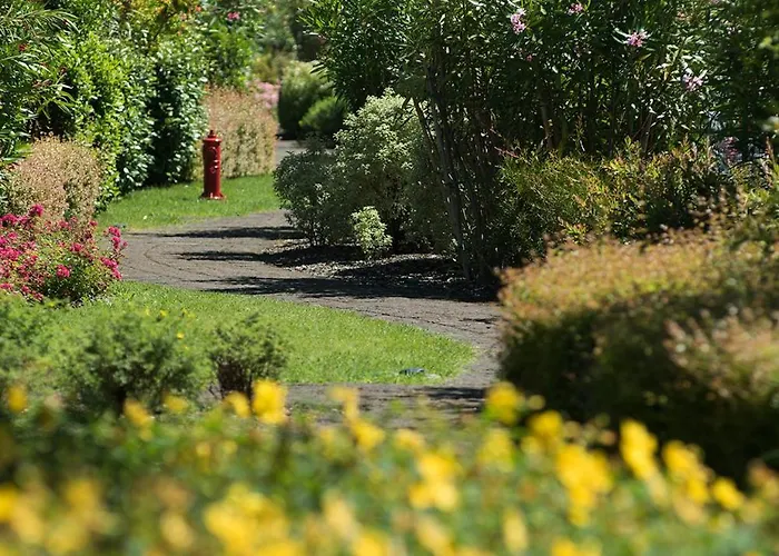 Отель Village Eco Линьяно-Саббьядоро