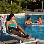 Hotel Village 4*