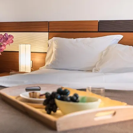 Hotel Village Eco 4*