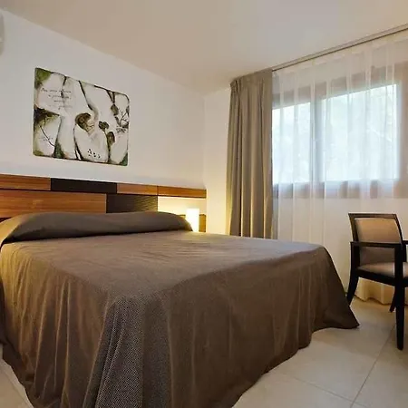 Hotel Village Eco 4*
