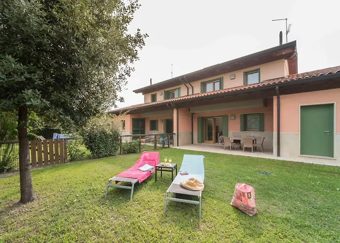 Hotel Village Eco 4*