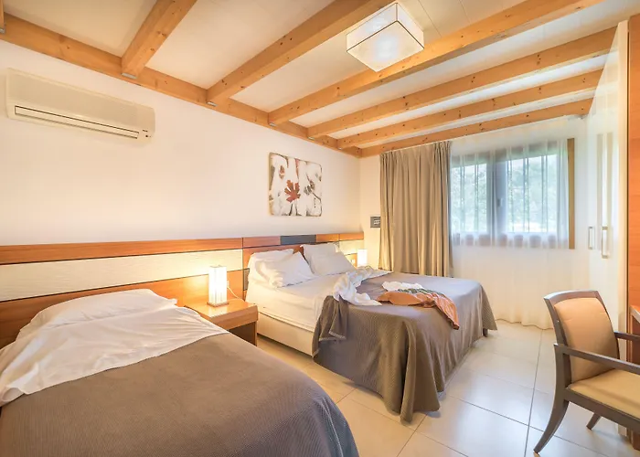 Village Eco Hotel 4*